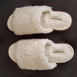 Dearfoams Cozy Comfort Shearling Slippers